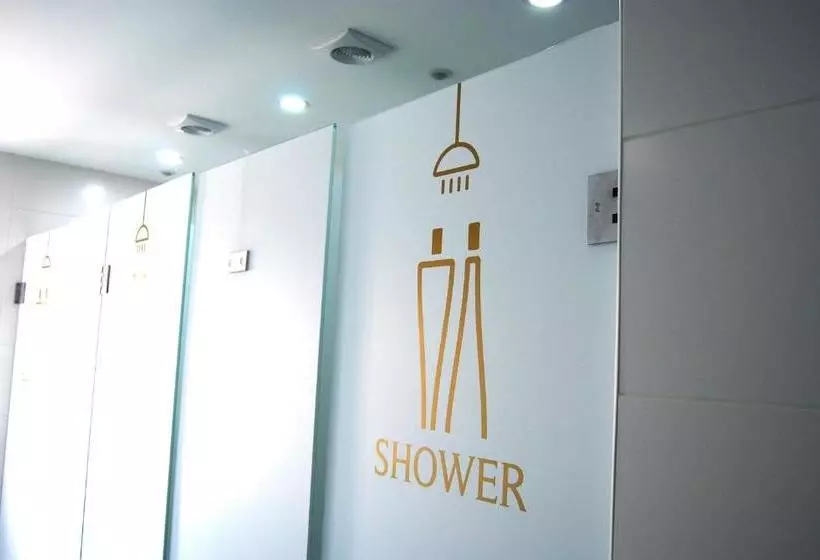 33 Hostel