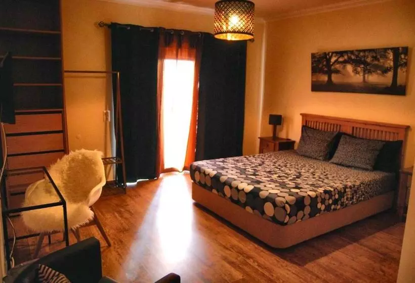 33 Hostel