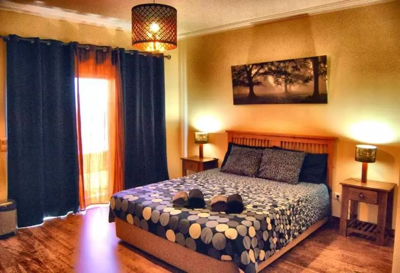 33 Hostel