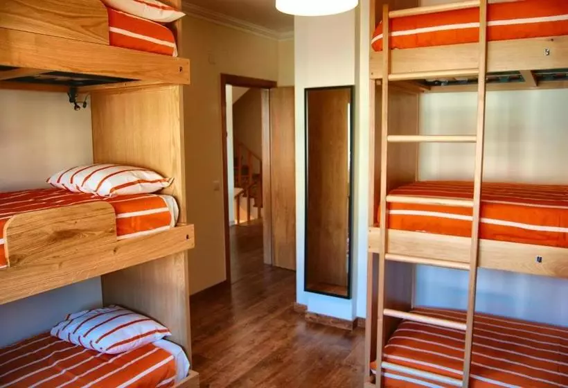 33 Hostel
