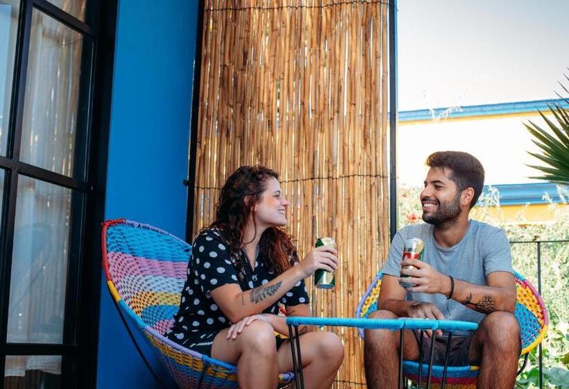 Bed and Breakfast Azul Cielo Hostel