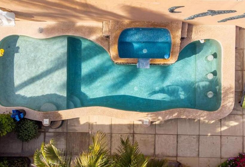 مبيت وإفطار Casa Kootenay Waterfront Bnb