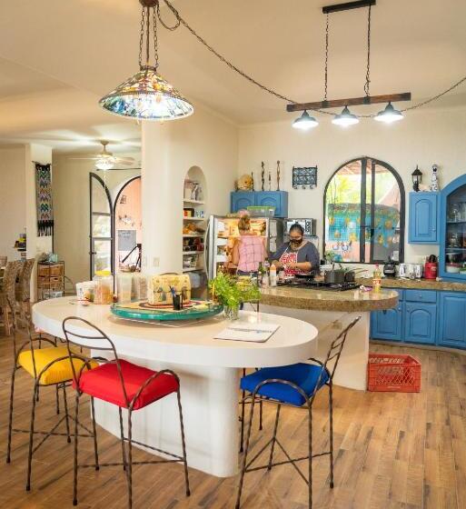 مبيت وإفطار Casa Kootenay Waterfront Bnb