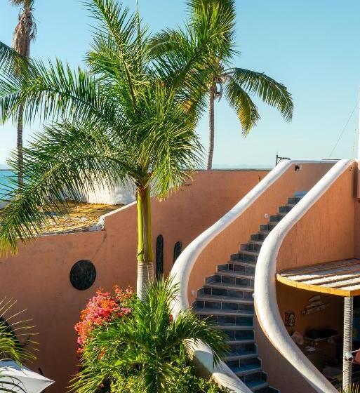 مبيت وإفطار Casa Kootenay Waterfront Bnb