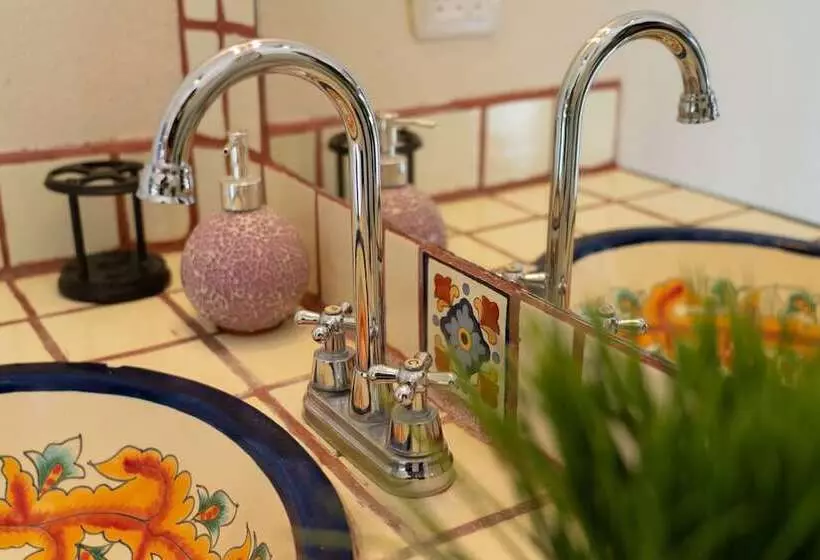 ベッドアンドブレックファースト Casa Kootenay Waterfront Bnb