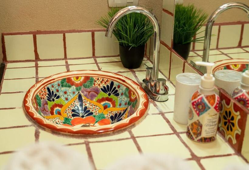 مبيت وإفطار Casa Kootenay Waterfront Bnb