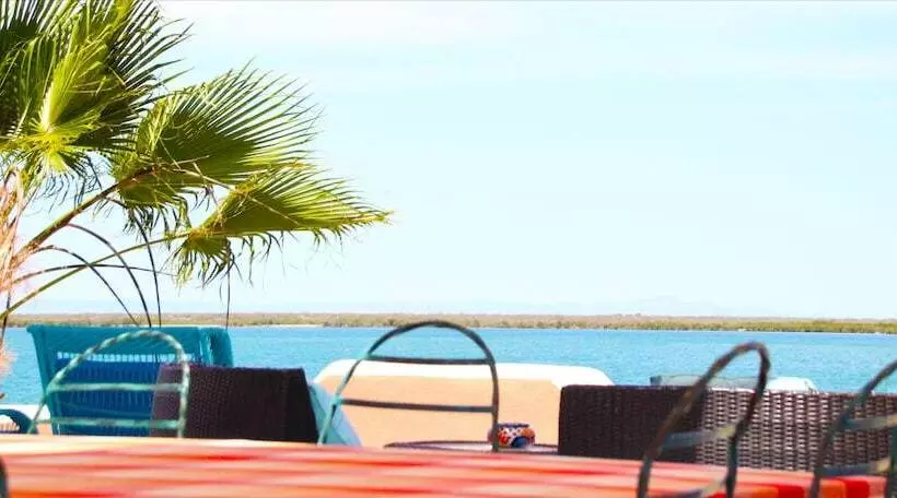 ベッドアンドブレックファースト Casa Kootenay Waterfront Bnb