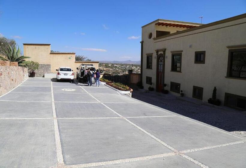 Casa Celia Hotel Restaurante