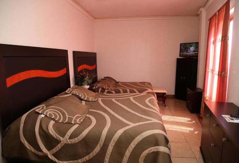 Casa Celia Hotel Restaurante