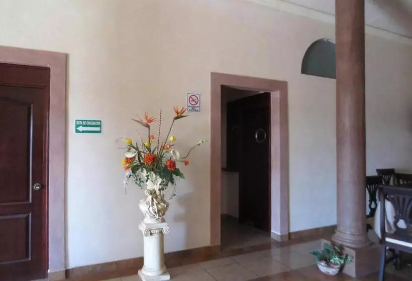 Casa Celia Hotel Restaurante
