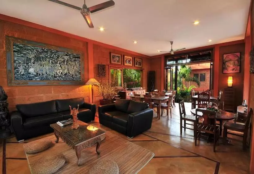 هتل Casa San Pancho