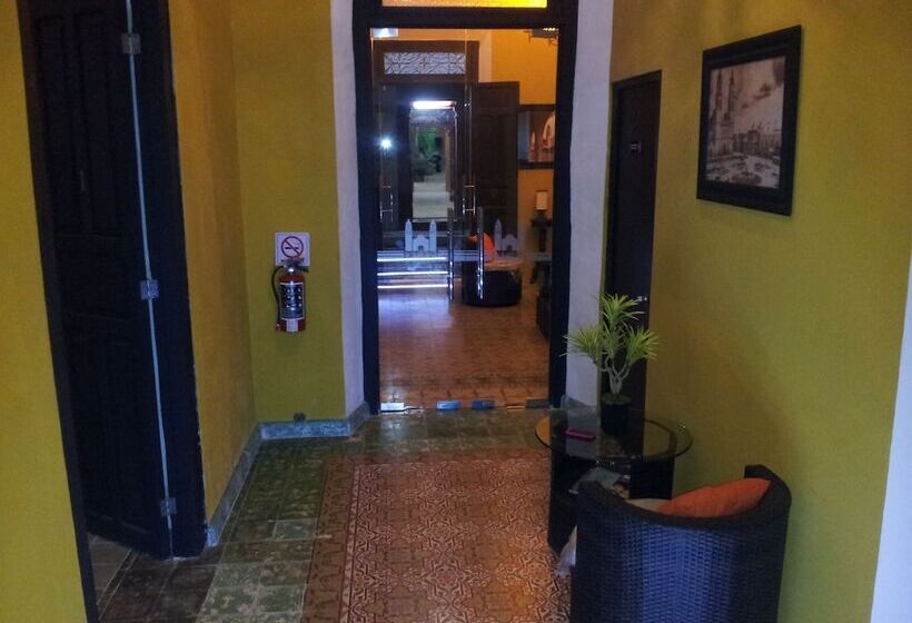 Hotel Catedral Campeche