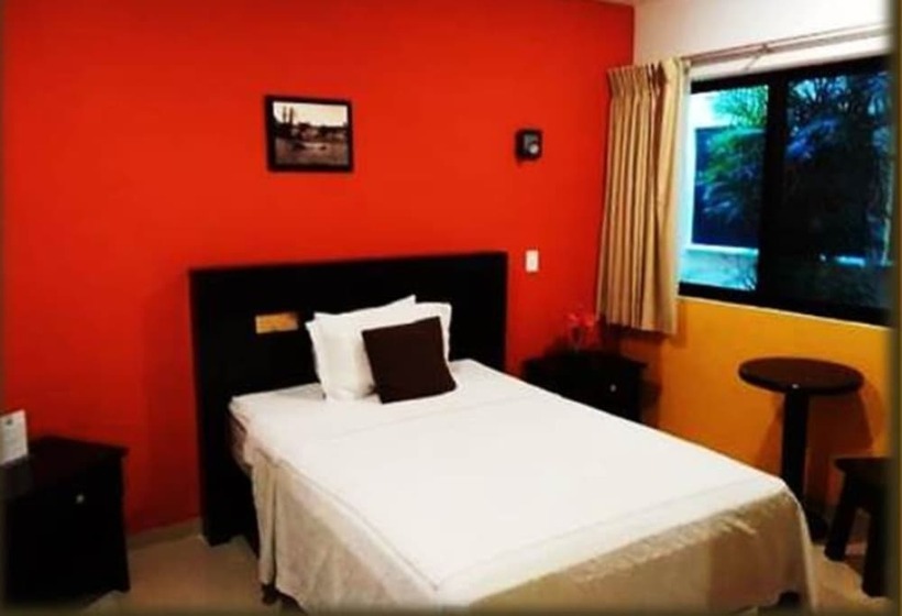 Hotel Catedral Campeche