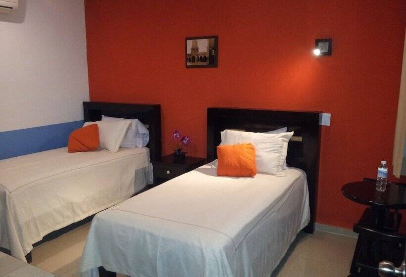 Hotel Catedral Campeche