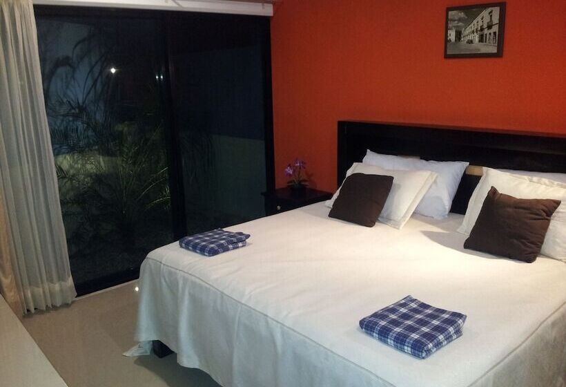 Hotel Catedral Campeche