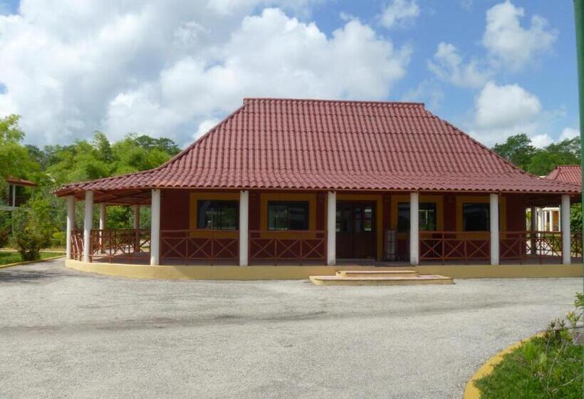 فندق Debliz Xpujil