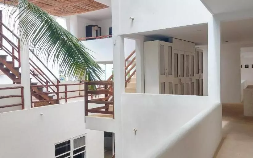 ホテル El Fuerte Beach Apartments