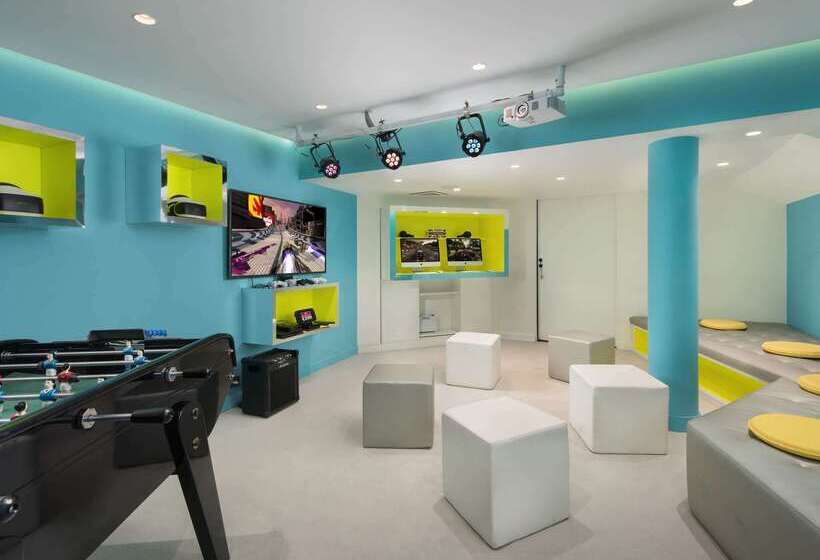 호텔 Hôtel Barrière Les Neiges Courchevel