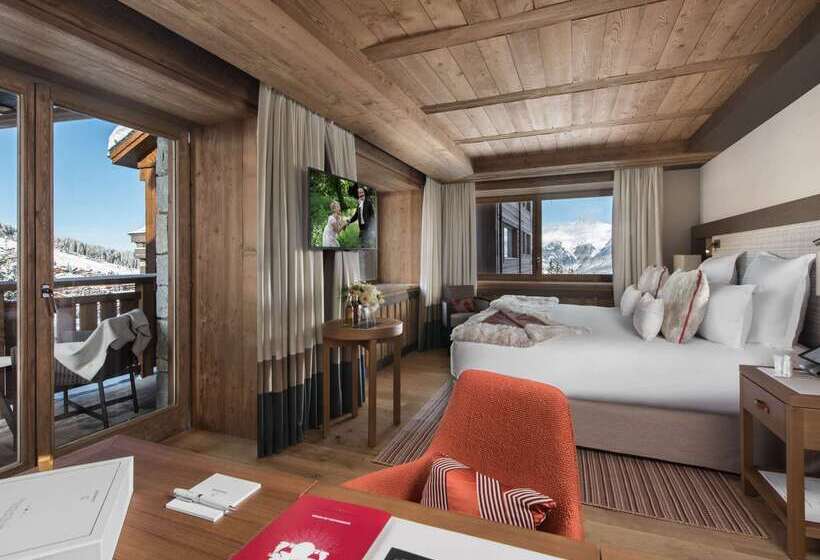 호텔 Hôtel Barrière Les Neiges Courchevel