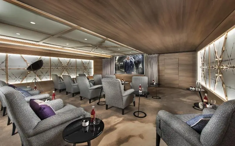 ホテル Hôtel Barrière Les Neiges Courchevel