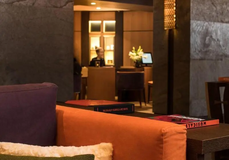 ホテル Hôtel Barrière Les Neiges Courchevel