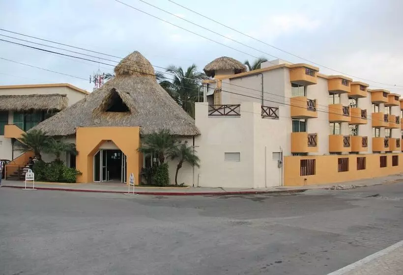 ホテル Palapa Palace