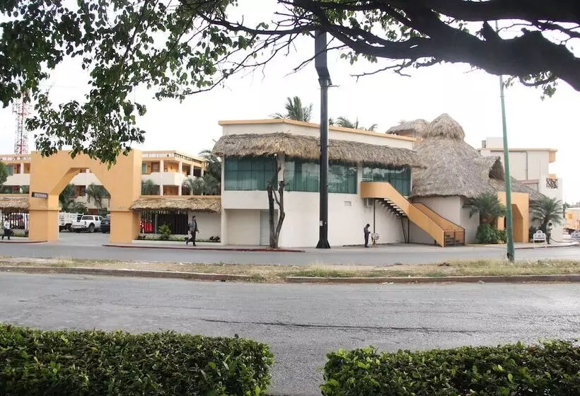 ホテル Palapa Palace