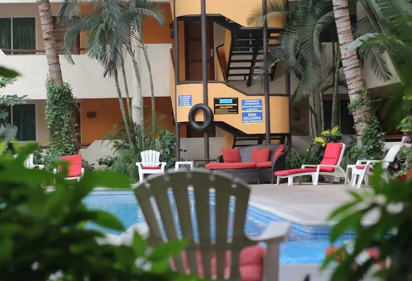 ホテル Palapa Palace