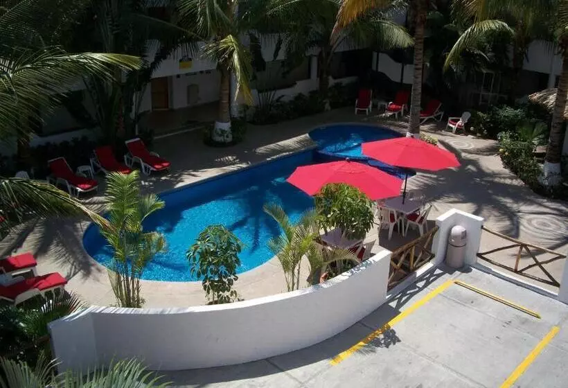 ホテル Palapa Palace