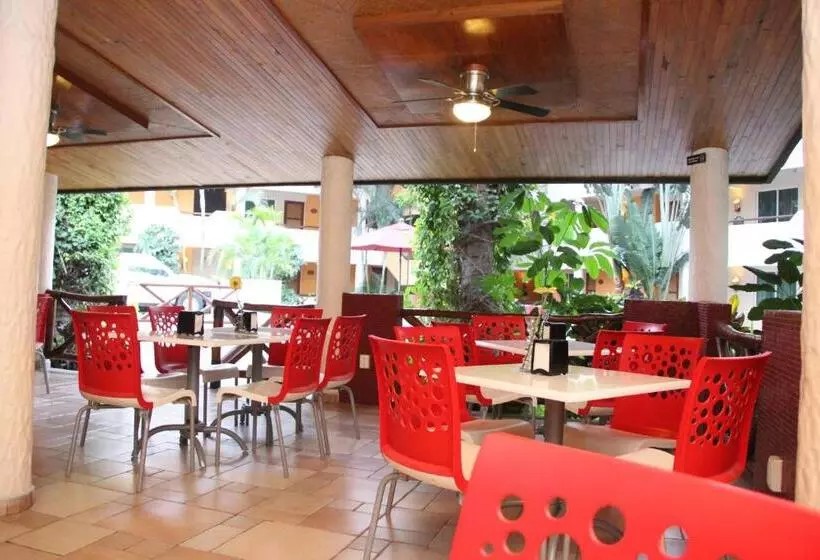 ホテル Palapa Palace