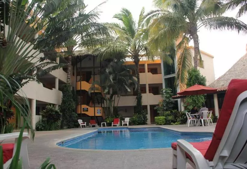 ホテル Palapa Palace