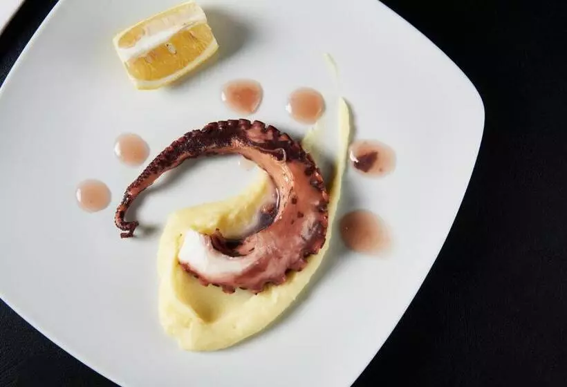 هتل Ristorante La Ginestra