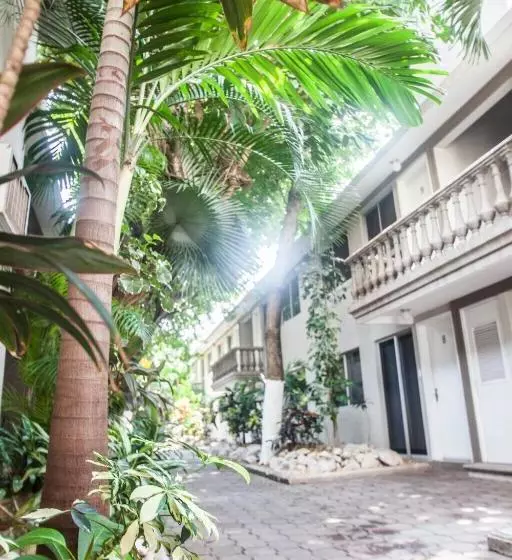 هتل Suites Lafragua