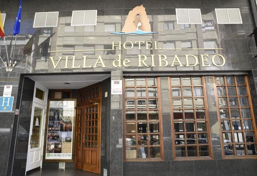 هتل Villa De Ribadeo