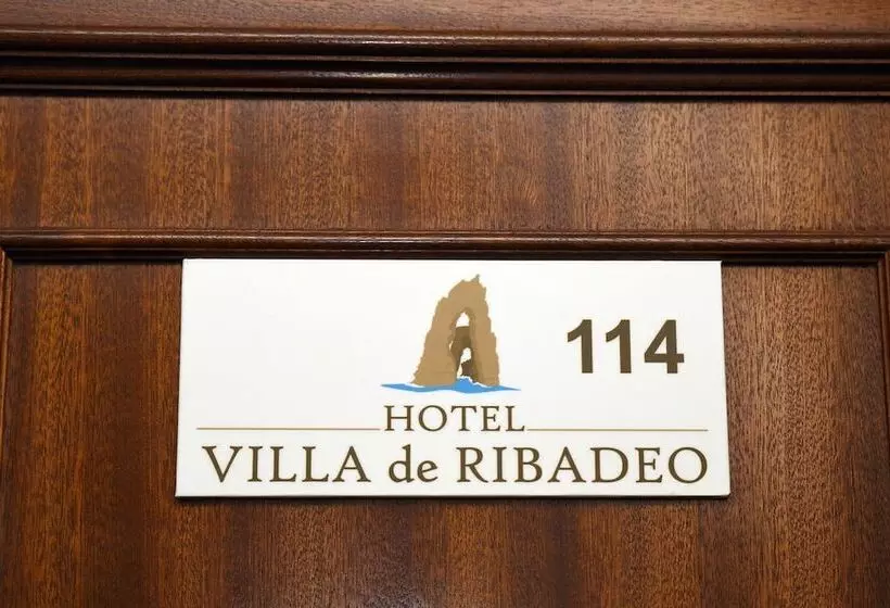 هتل Villa De Ribadeo