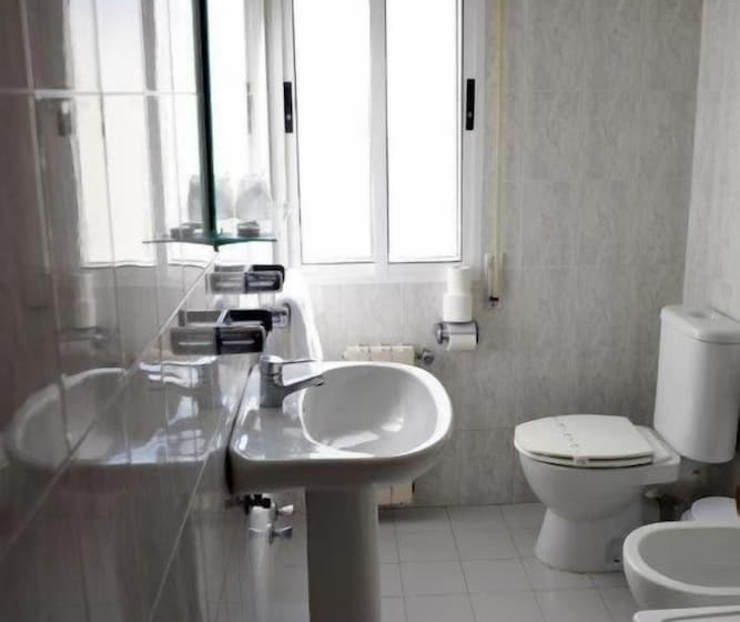 هتل Villa De Ribadeo