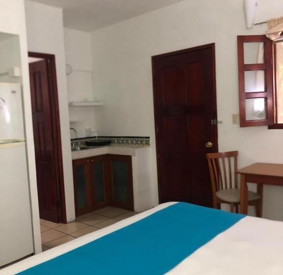 Las Mariposas Hotel & Studios