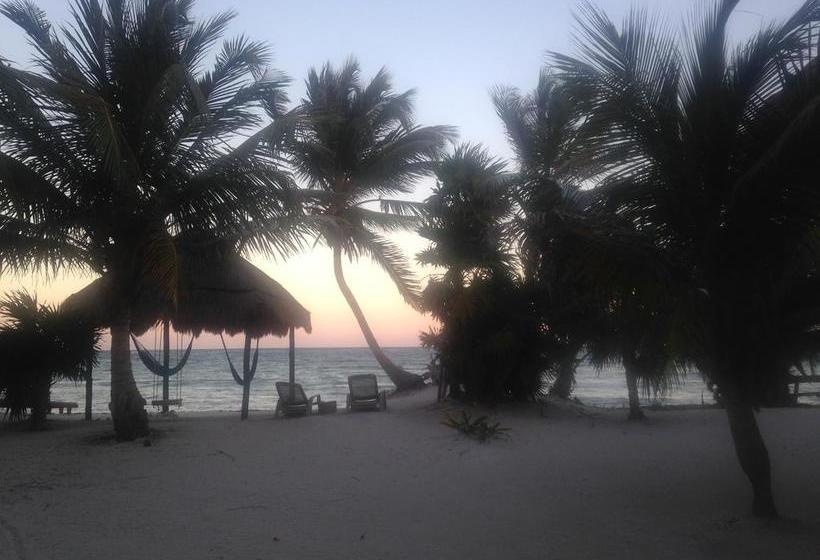 אתר נופש Balamku Inn On The Beach