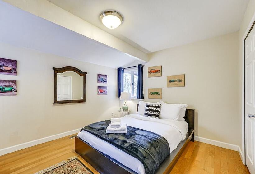 Bloomfield Retreat W/ Pool: 6 Mi To Riverside Park