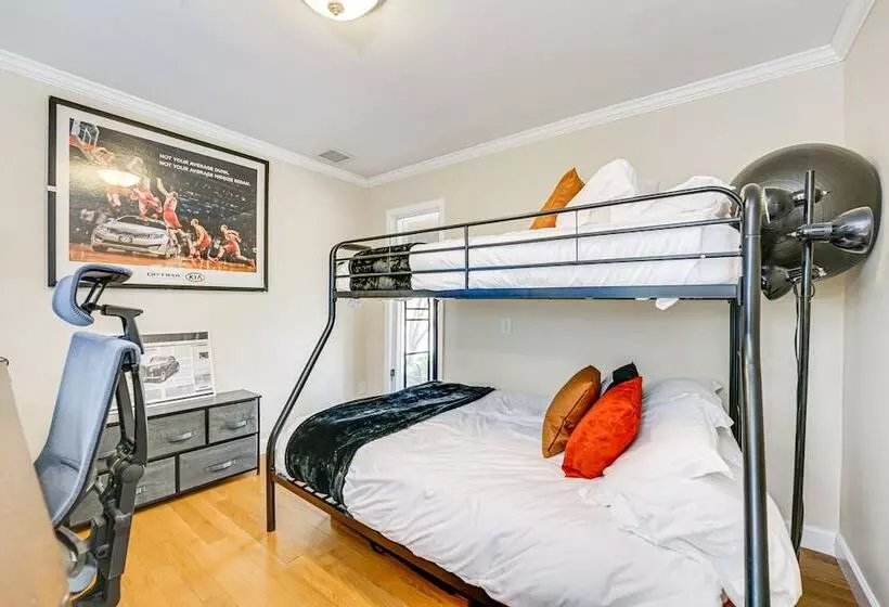 Bloomfield Retreat W/ Pool: 6 Mi To Riverside Park