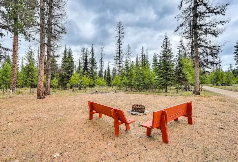 Cozy Bigfork Cabin W/ Canoes: Walk To Swan River!