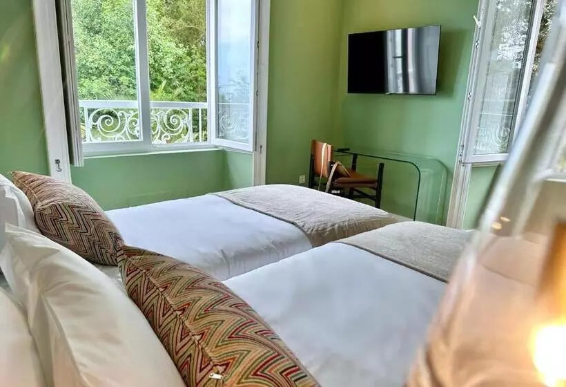 تختخواب و صبحانه Solar Dos Cantos Botanic House & Garden