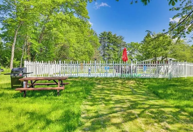 Outdoor Oasis: Cresco Family Home W/ Hot Tub