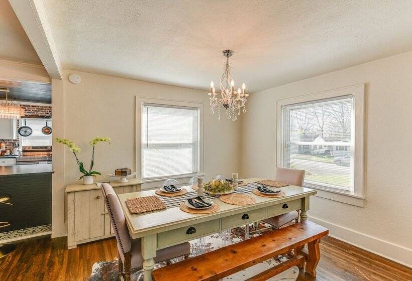 Columbia Cottage W/ Patio: 1 Mi To Downtown!