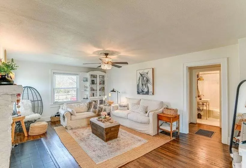 Columbia Cottage W/ Patio: 1 Mi To Downtown!