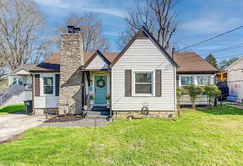 Columbia Cottage W/ Patio: 1 Mi To Downtown!