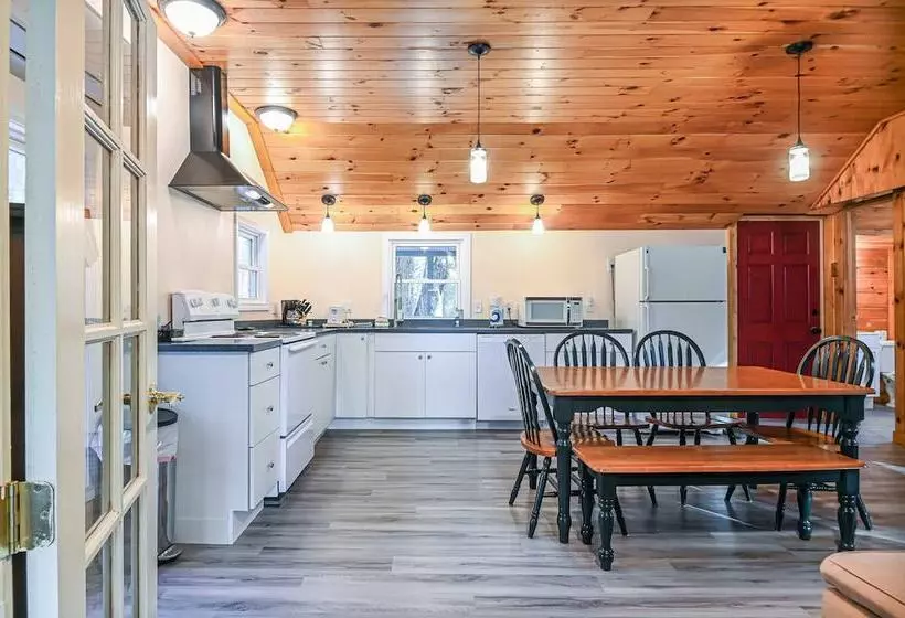 Cottage By The Pond The Perfect Cozy Escape!