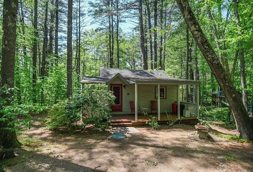 Cottage By The Pond The Perfect Cozy Escape!