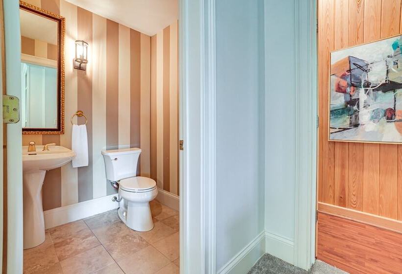 High End Helen Home: Heated Pool, Fire Pit + Views