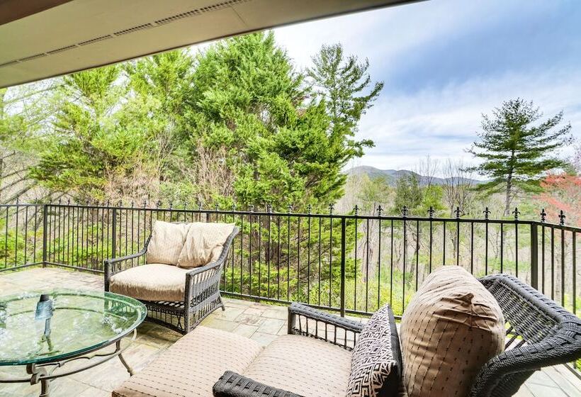 High End Helen Home: Heated Pool, Fire Pit + Views